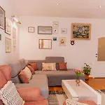 Stylish Oliva On Bacvice Near Old Town Daire Split